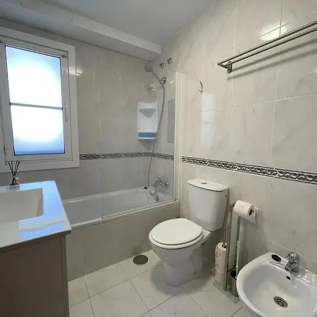 Housingcoruna Rosales * La Coruña