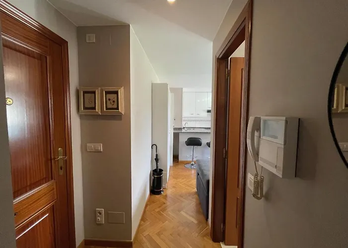 Housingcoruna Rosales * A Coruña